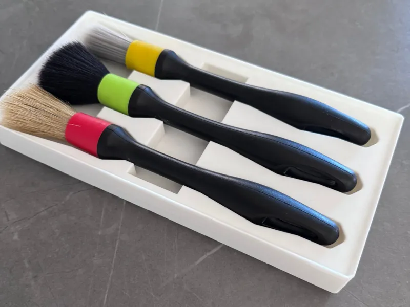 Gridfinity Brush holder/Interior Brush set