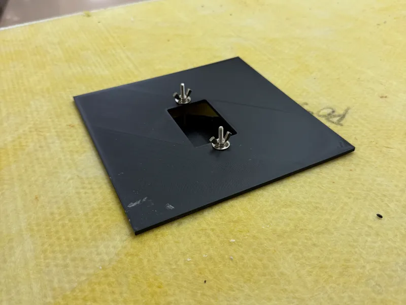 Low voltage weight distribution mounting tile