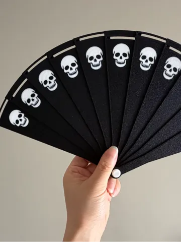 Adorno temático: Halloween Skull Folding Hand Fan — vista de referencia 2
