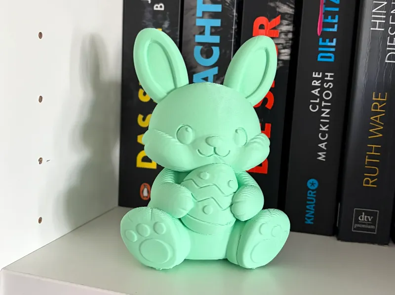 Niedlicher Osterhase mit Ei – Frühlings Deko
