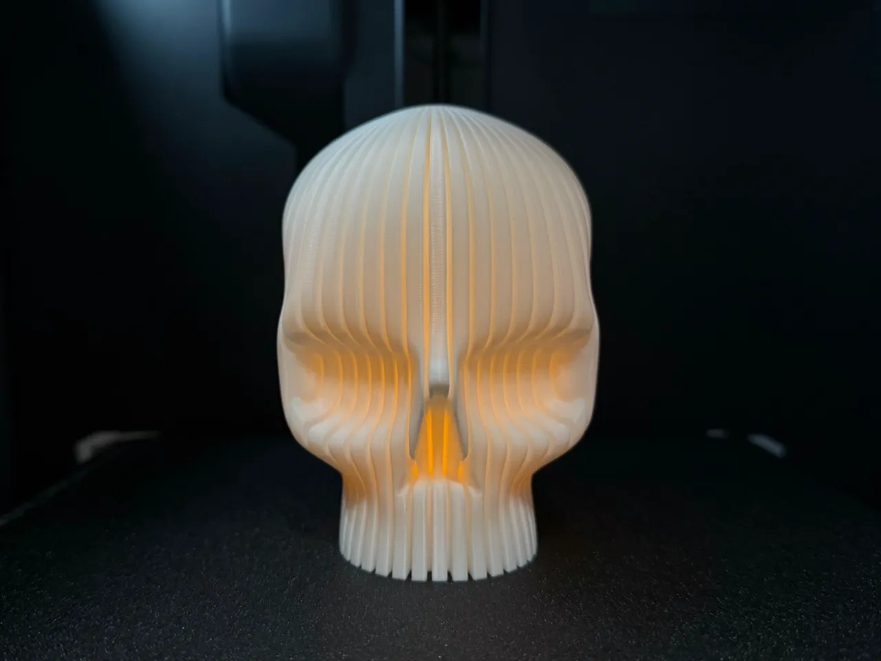 Skull (tealight compatible) view 2