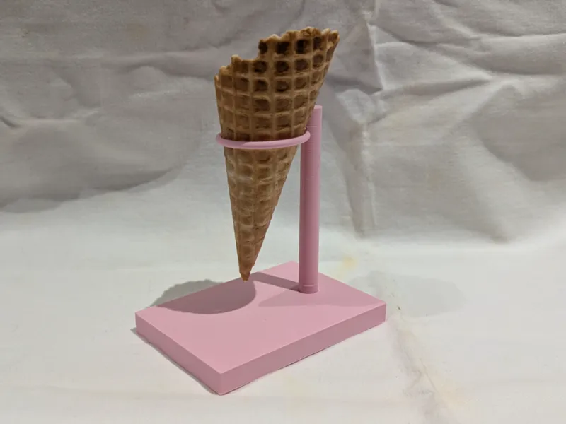 Ice cream cone holder