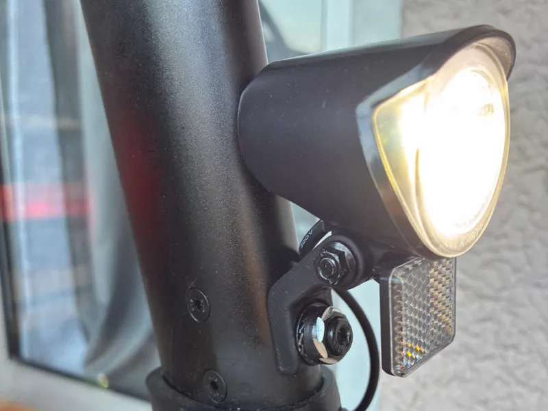 Support de phare court  pour IsinWheel GT2 DE