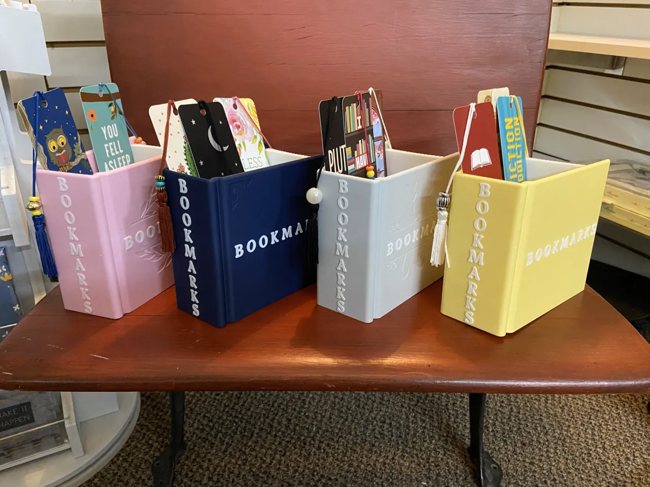 Bookmark Holder view 3