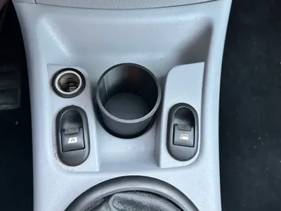 Citroen C3 1st series object holder
