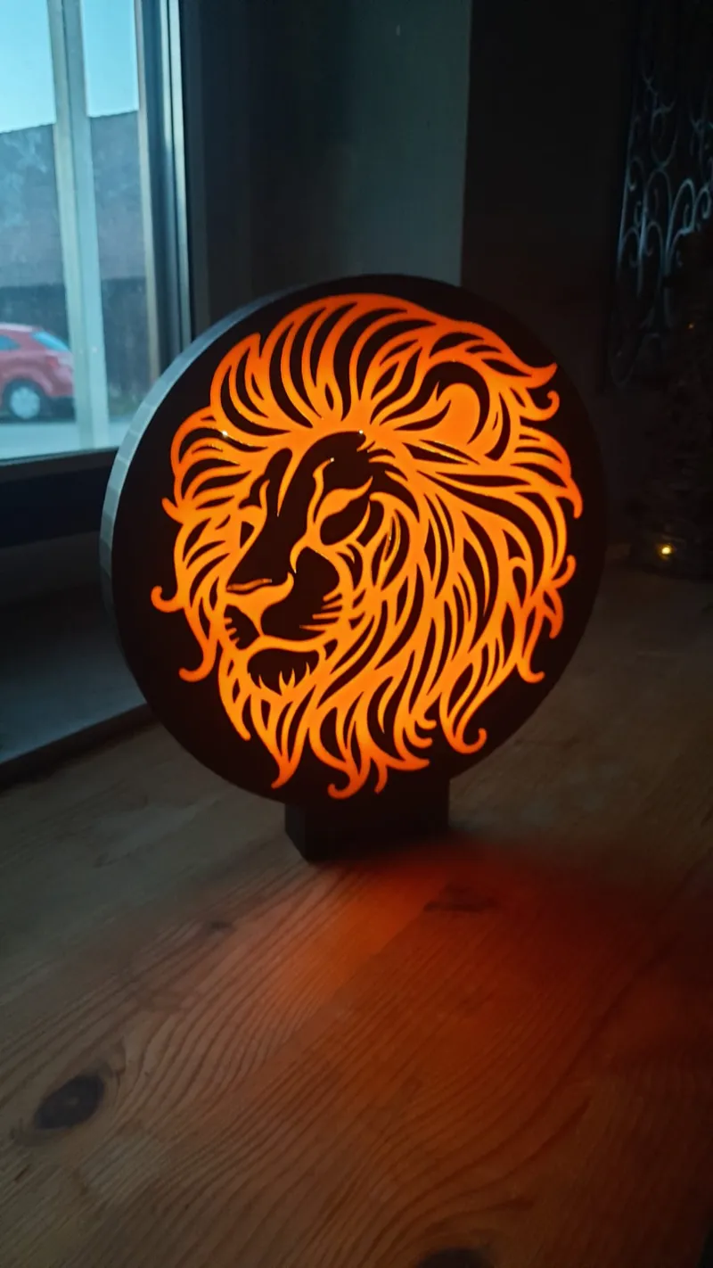 Löwe Lampe LED - Lion lamp LED