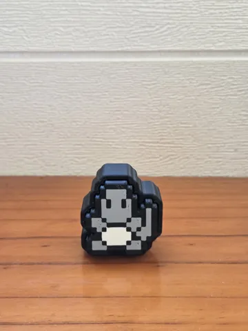 Objeto manipulable: Clicker Retro - Pokémon Iniciales Rojo Verde Azul — vista de referencia 5