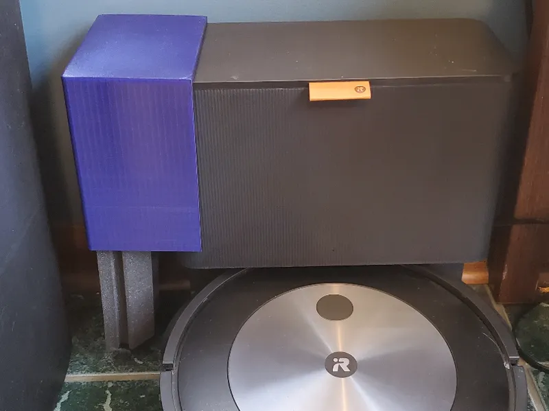 Roomba J7+ Sound Muffler (Requires acoustic foam)