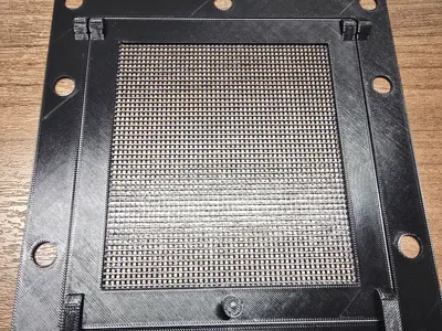 Terrarium Box Door - Screened 