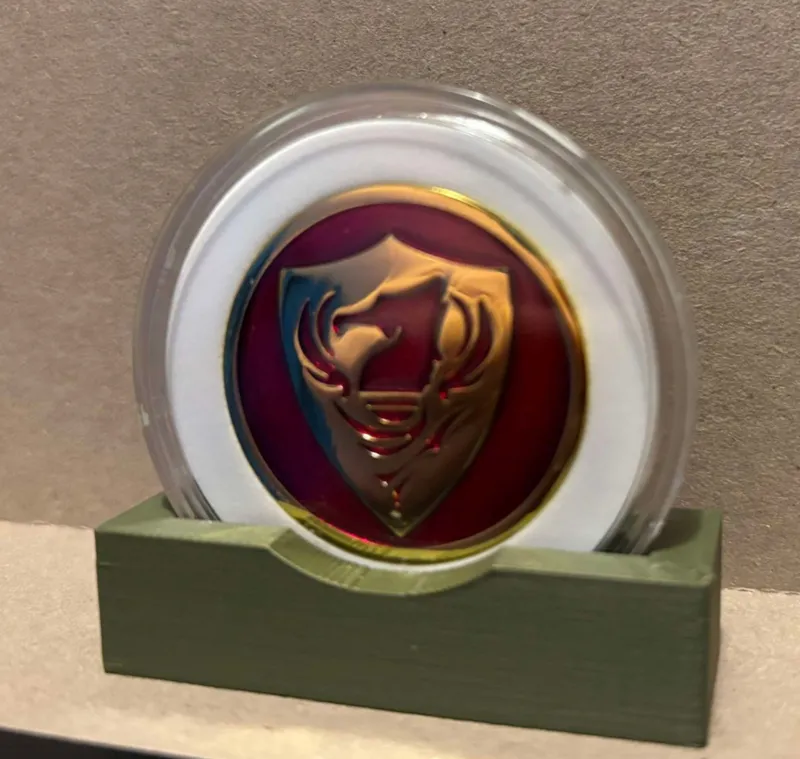 Challage Coin Holder