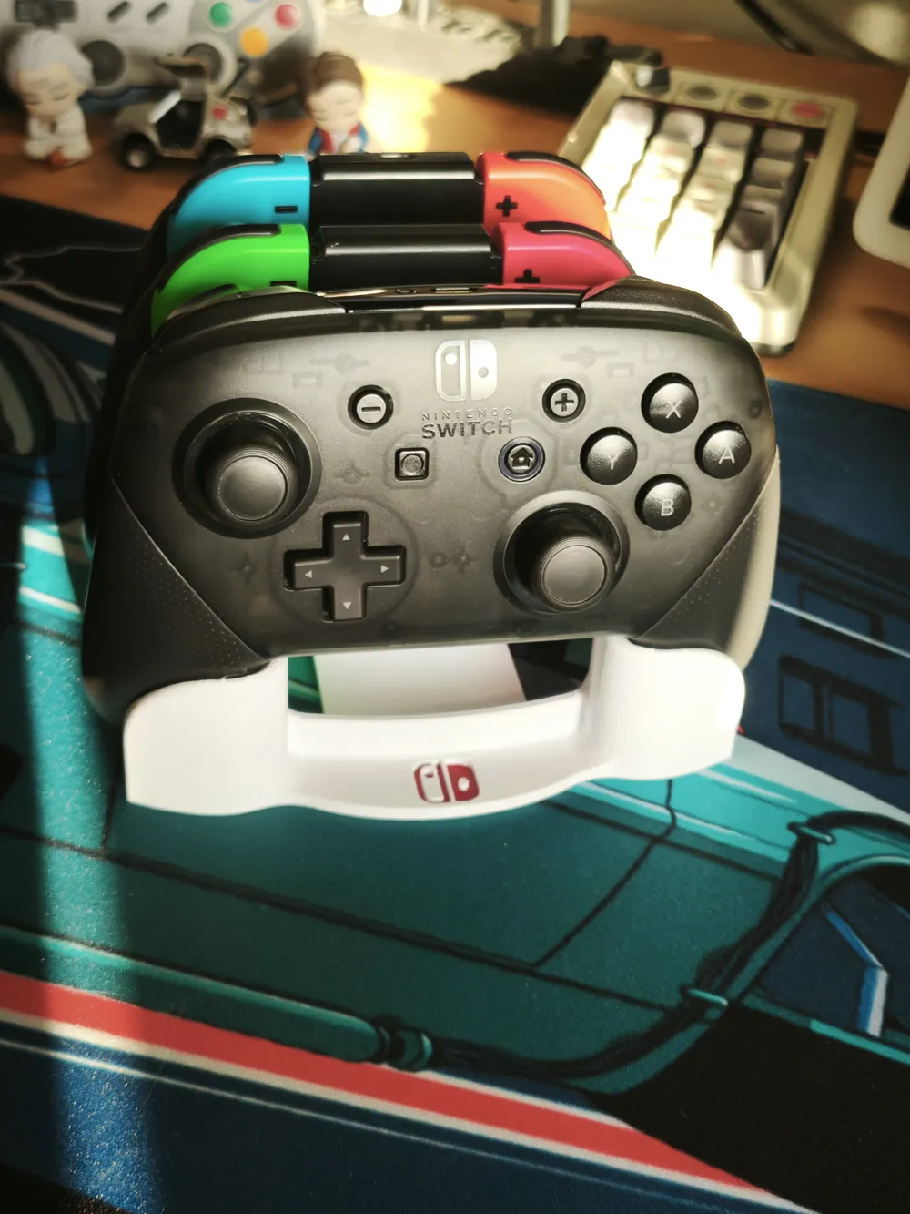 Nintendo Switch controller stand 1 - Free 3D Print Model - MakerWorld