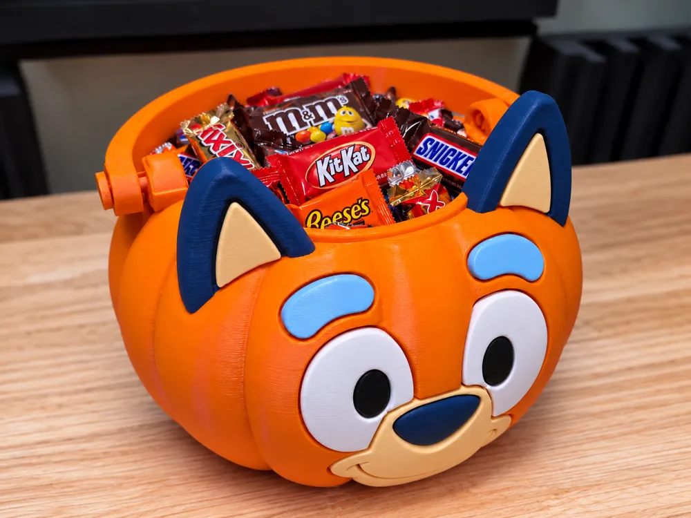 Bluey Pumpkin Halloween Candy Bucket - Free 3D Print Model - MakerWorld