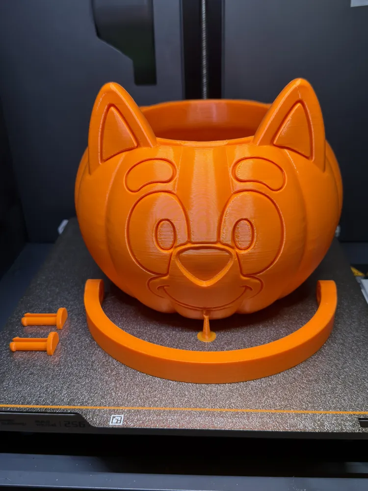 Bluey Pumpkin Halloween Candy Bucket - Free 3D Print Model - MakerWorld