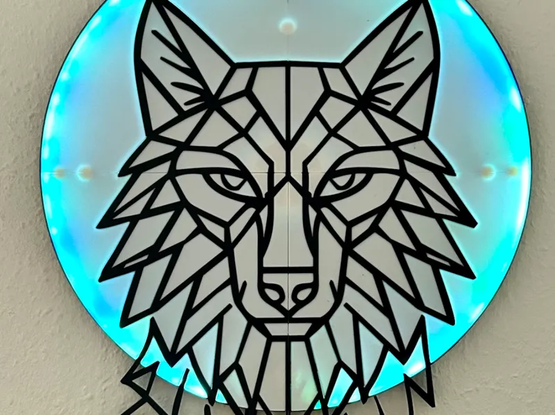 Low Poly Wolf Wall Art Decor  – LED compatible