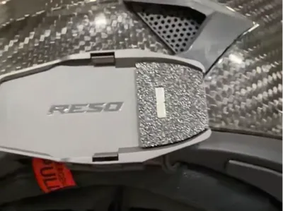 reso pro neo Bluetooth earphones magnetic base contact protector