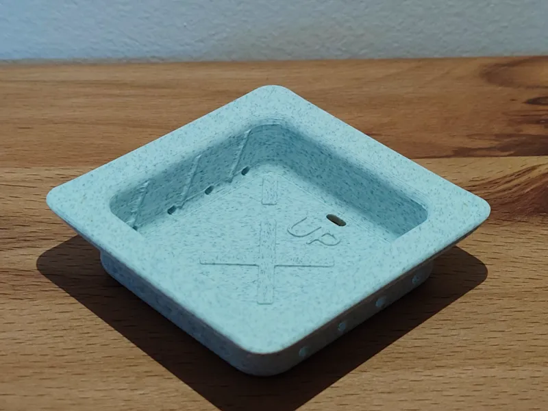 Xiaomi Thermometer Holder for *outside* use.
