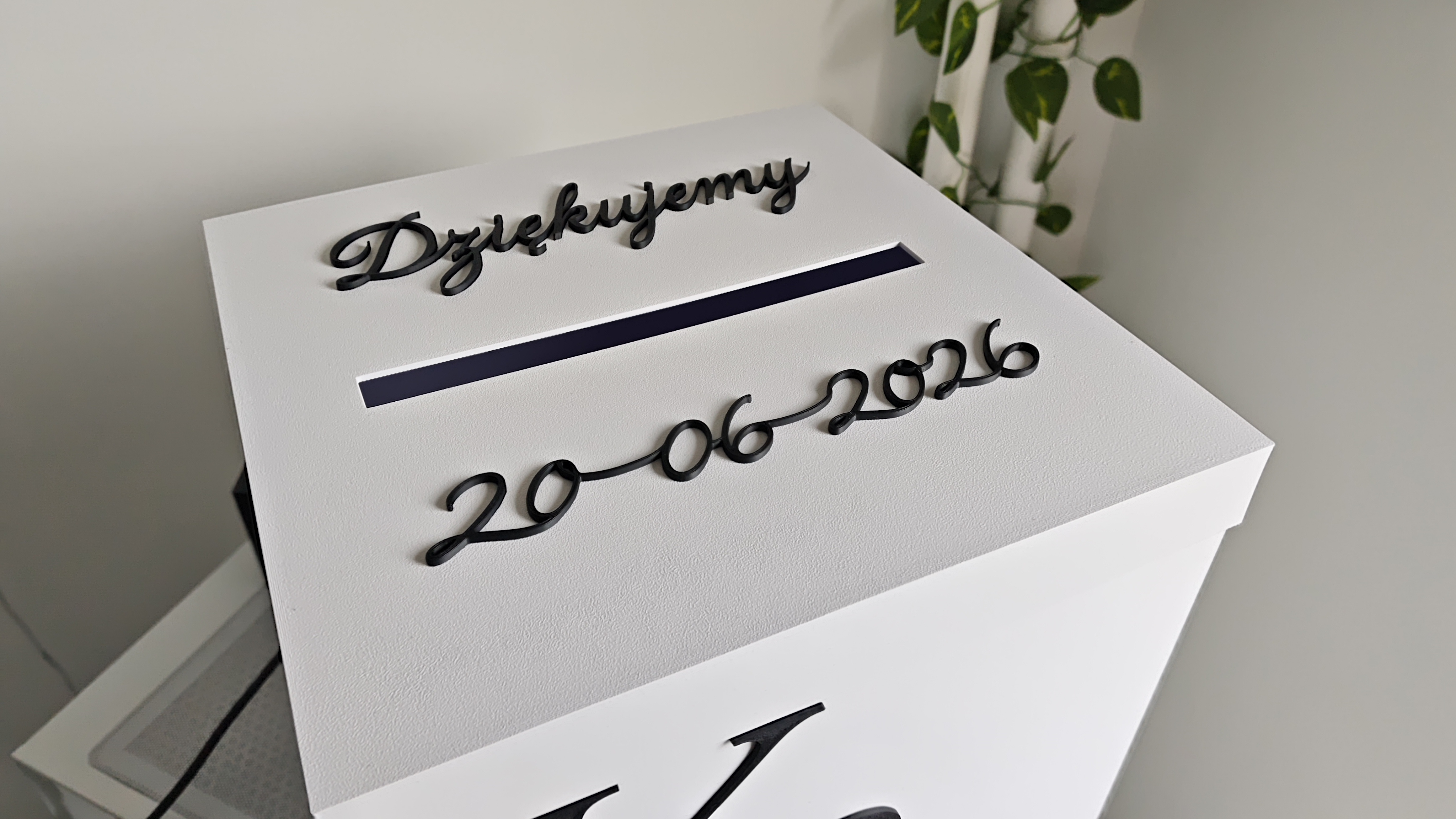 Miniatura 2 do modelo 3D Large Wedding Card Box