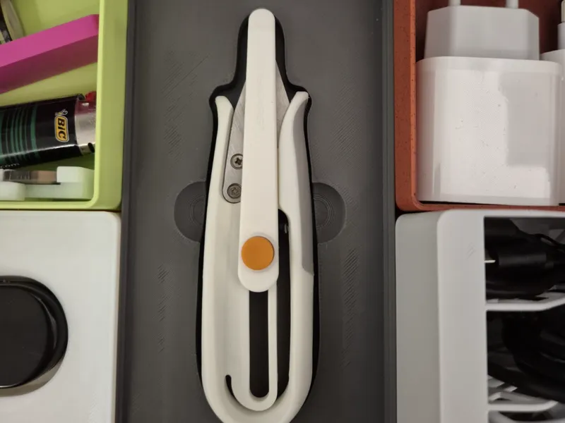 Fiskars thread snip gridfinity