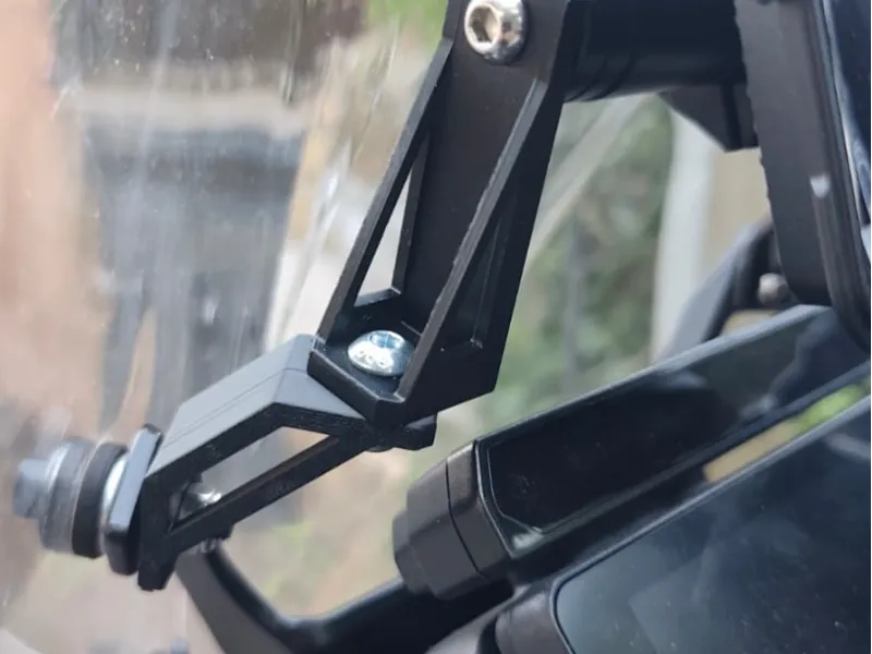 Benelli TRK 702X SUPPORTO NAVIGATORE CARPLAY