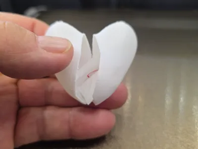 HeartBreak HIDE Note or Surprise Inside crack open