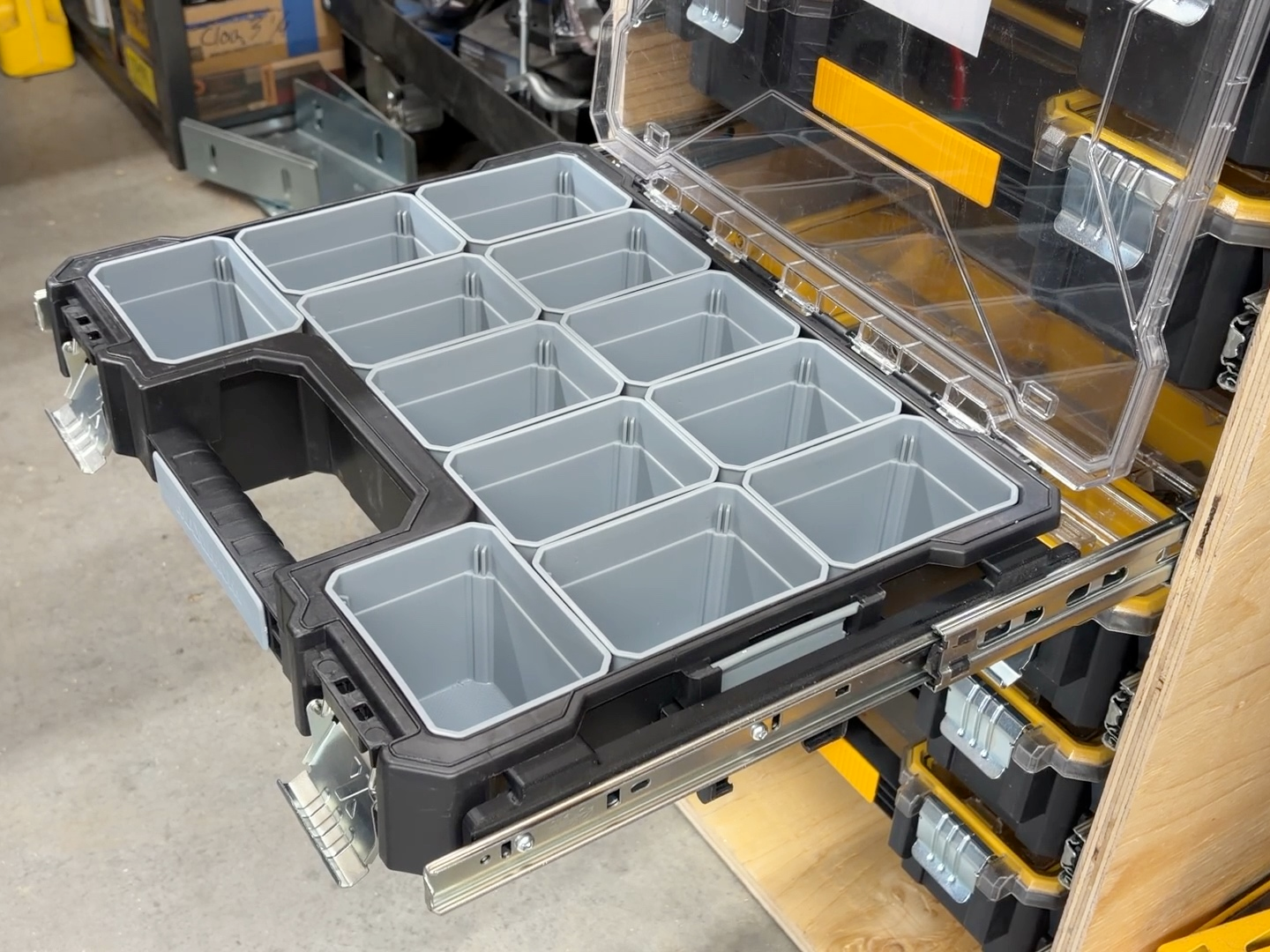 Mastercraft MAXIMUM Organizer Slider Brackets