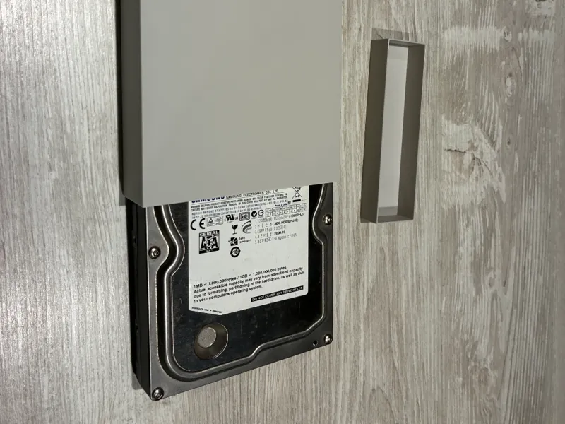 Ultra-Light 3.5" HDD Case - 19g & 1.5h