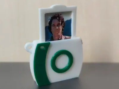 Instant camera photo frame keyring