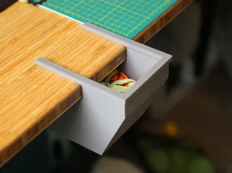 Customizable Desk Trash Bin (Parametric)