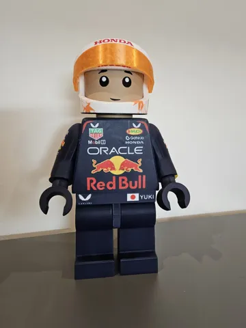 Modelo para impresión 3D: Yuki Tsunoda Red Bull F1 Big Brick — vista de referencia 3
