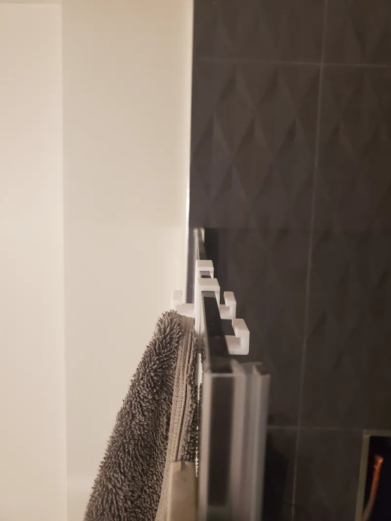 Shower Hook V2 8MM Glass