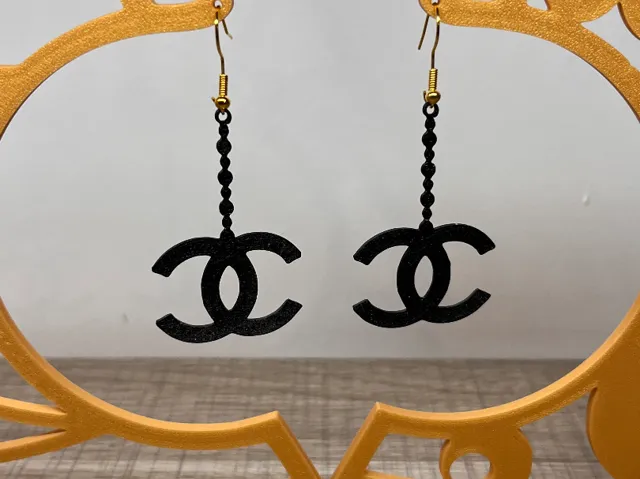 Earrings Chanel