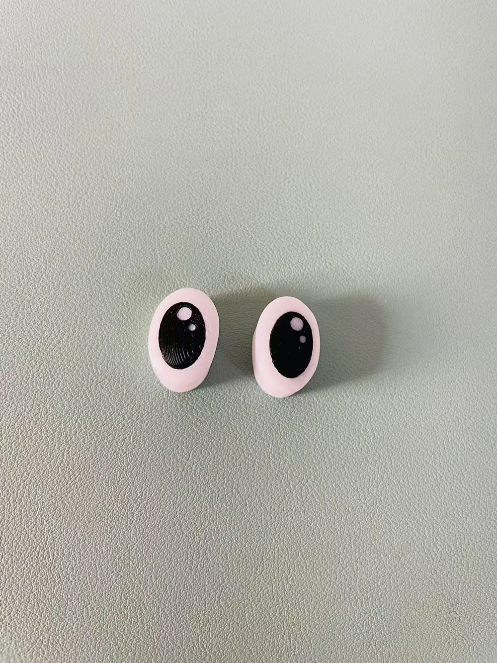 حلية على شكل عين مزخرفة بتصميم خاص، هدية قابلة للجمع