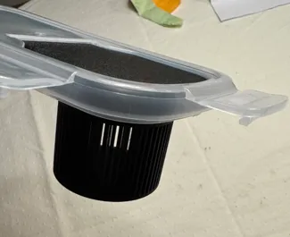 Desiccant container for filament storage