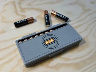 Parametric AAA Battery Holder (4-12 batteries)