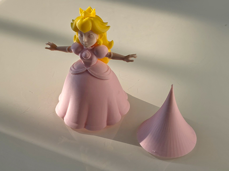 Miniatura 2 do modelo 3D 可旋转的碧琪公主