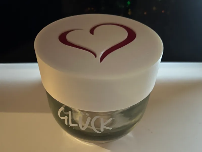 Herzensbotschaft im Glas