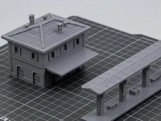 Italian Style N-Scale Railway Station & Platform
