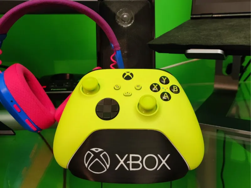 Xbox Controller Stand with Logo