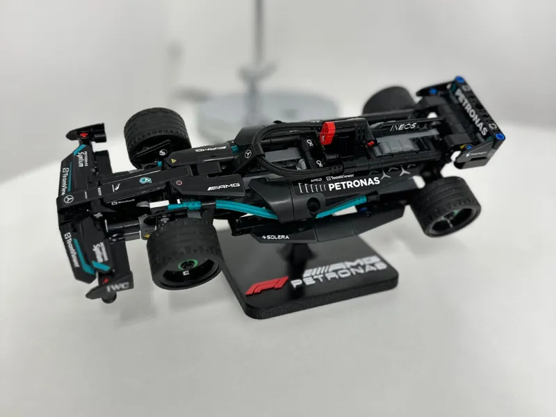 LEG0 AMG F1 Stand for Model 42165