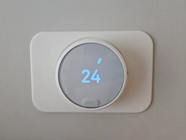 Plaque adaptatrice pour thermostat Nest E