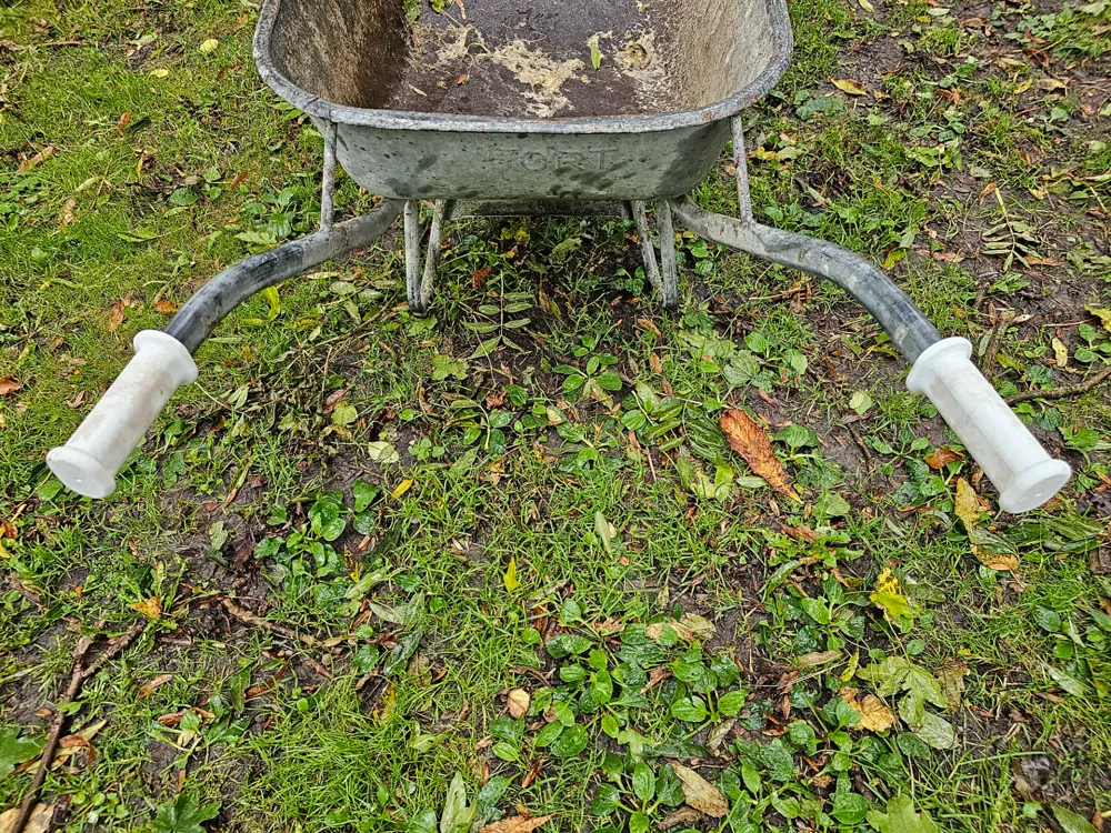 Wheelbarrow Handle Grips (e.g. Fort) 35,5mm x 20,5mm by maCyo42