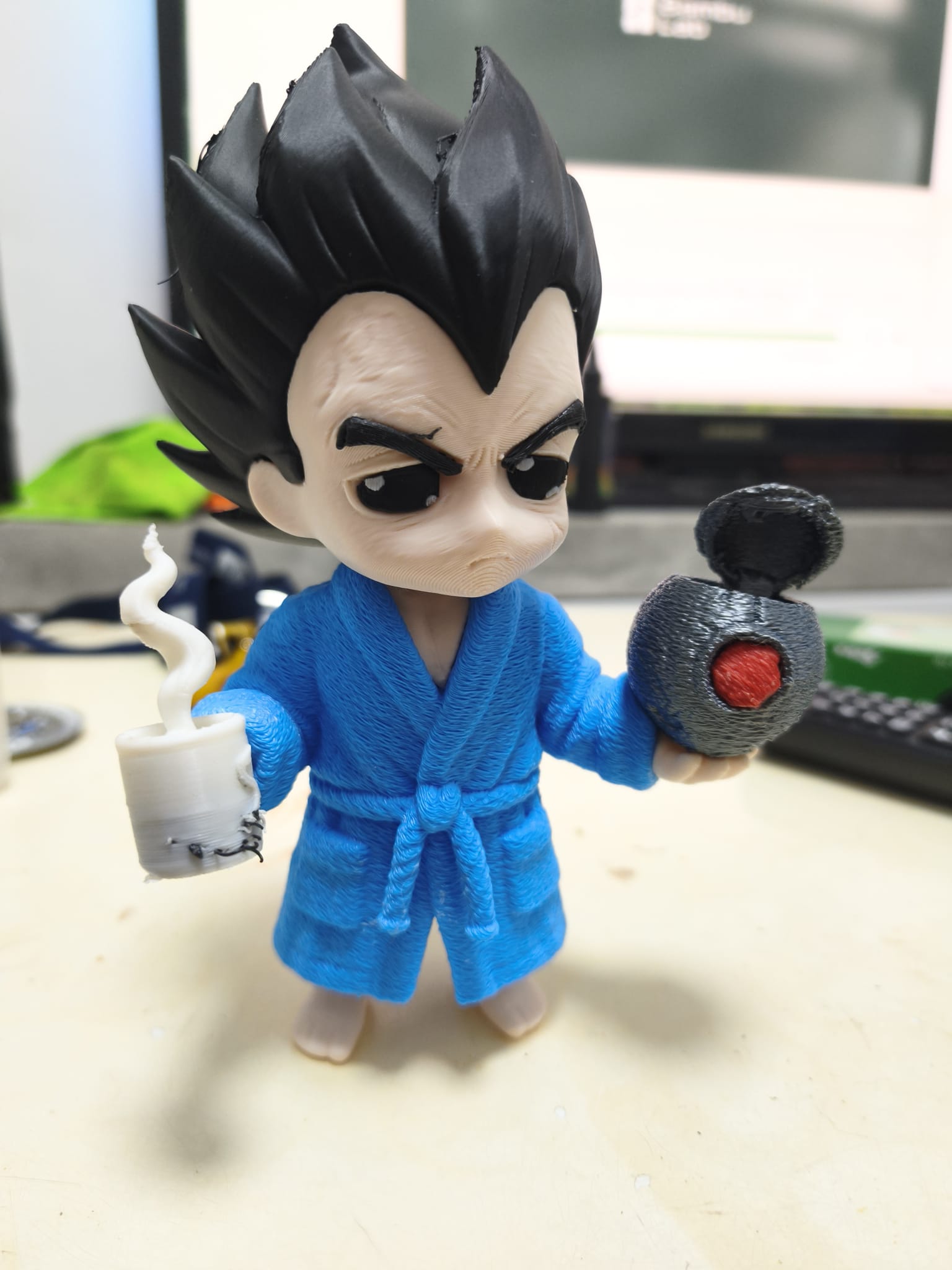 Accesorio para impresora 3D: VEGETA NECESITA UN CAFE, NO AMS ,MULTIPARTE — vista de referencia 4