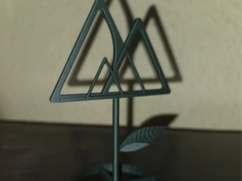 Minimalist Mountain-Stem Display