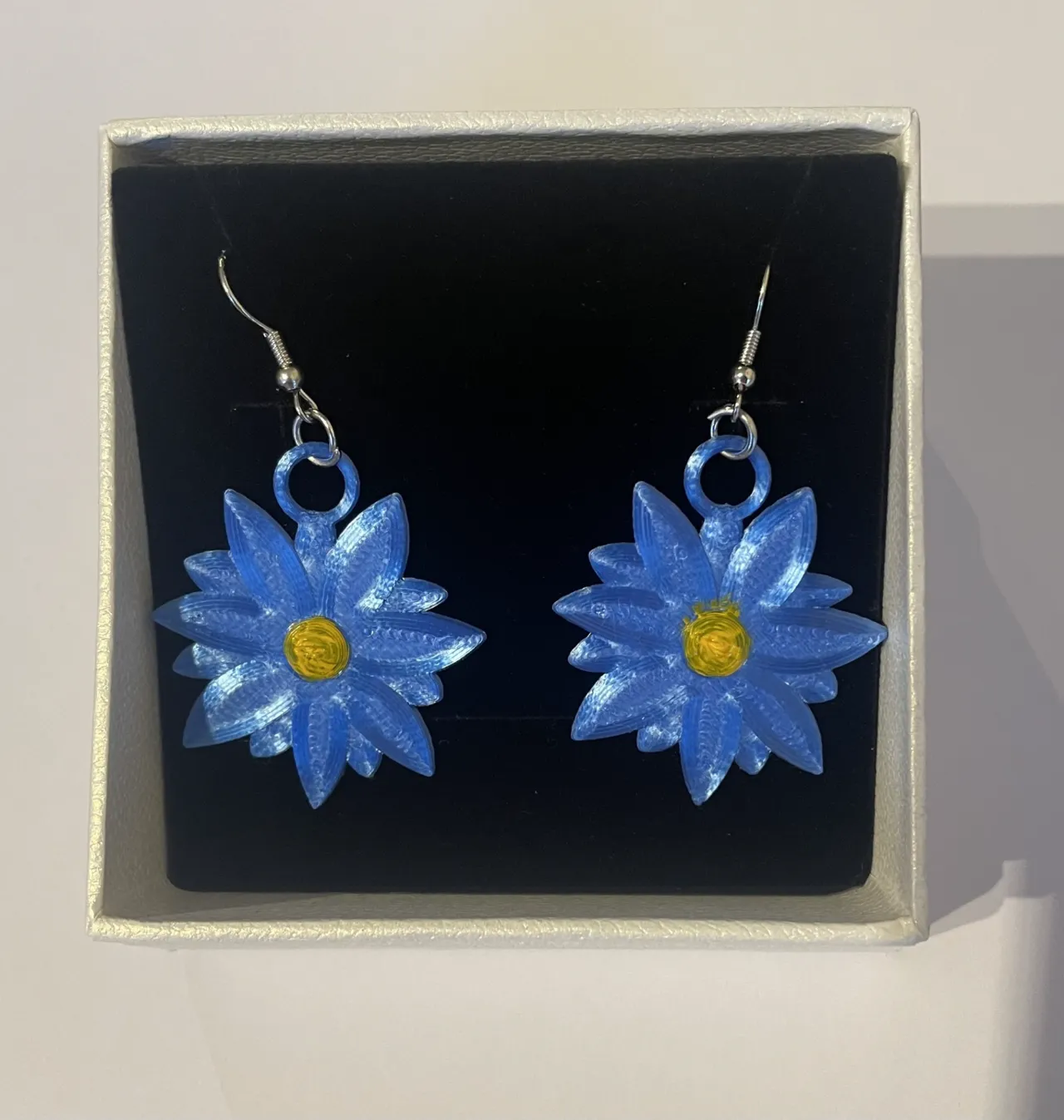 Daisy earrings, multi-coloured or plain view 3