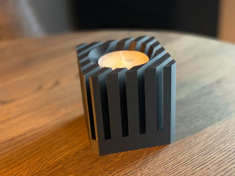Tea light holder