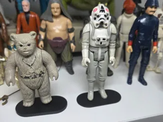 Kenner 3.75 Star Wars Figures Base