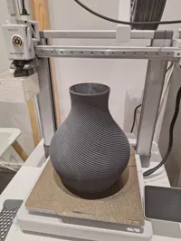 Grand vase strié moderne — photo 2