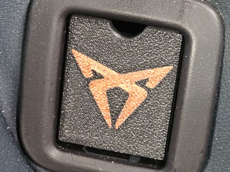 isofix cupra  ateca