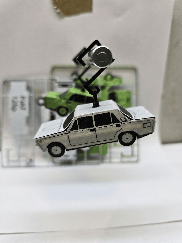 Fiat 125 p bombka choinkowa z uchwytem kit card