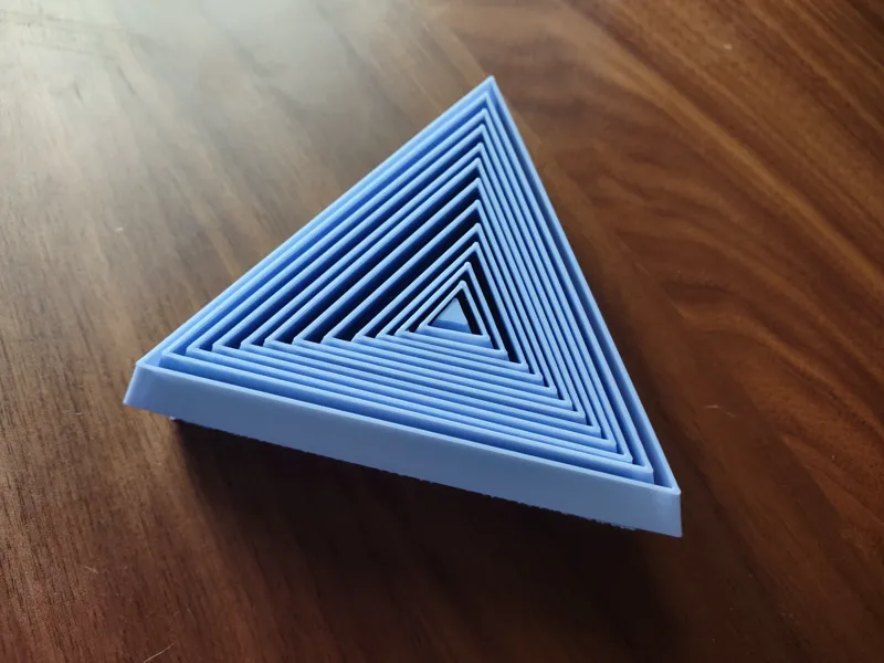 Triangle flex Fidget